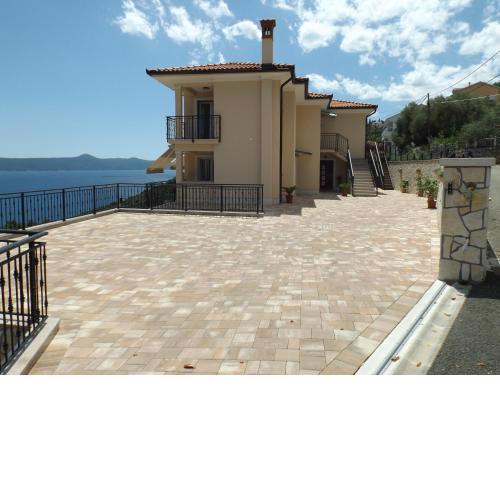 Apartments Villa Elma