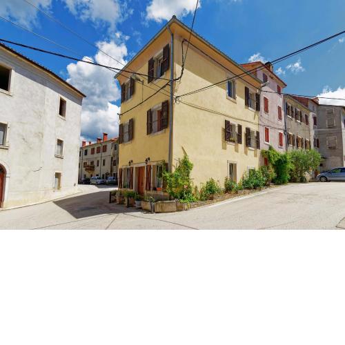Apartments Viola by Rent Istria