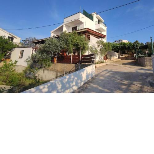 Apartments Vlado - 50m from the sea