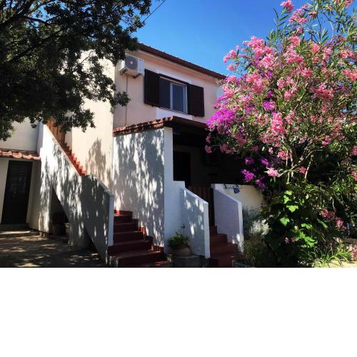 Apartments with a parking space Artatore, Losinj - 17591
