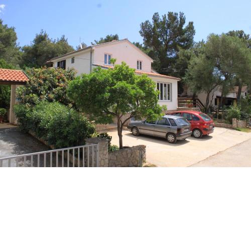 Apartments with a parking space Artatore, Losinj - 8007