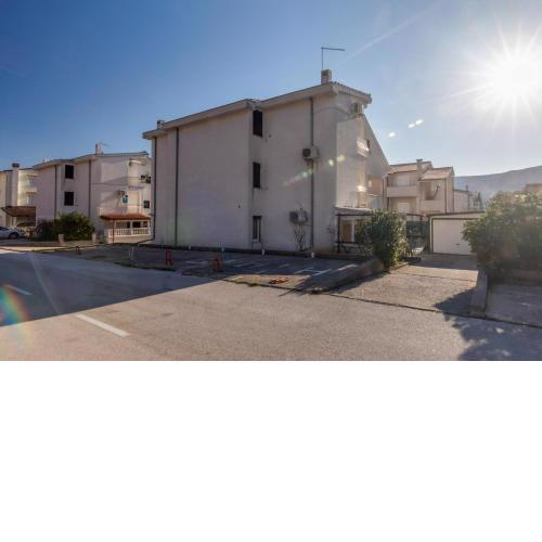 Apartments with a parking space Baska, Krk - 19485