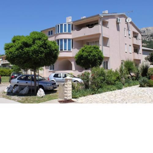 Apartments with a parking space Baska, Krk - 5444