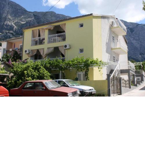 Apartments with a parking space Baska Voda, Makarska - 10406