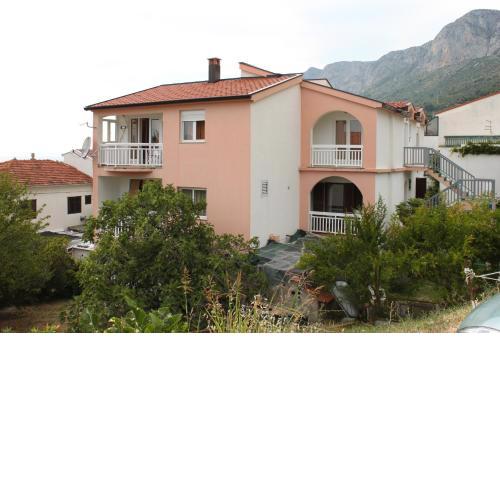 Apartments with a parking space Gradac, Makarska - 6820