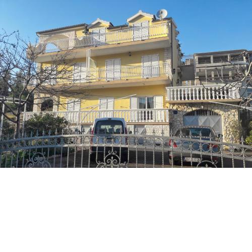 Apartments with a parking space Grebastica, Sibenik - 4882