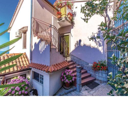 Apartments with a parking space Kastav, Opatija - 13568