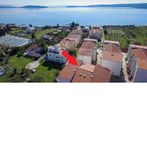 Apartments with a parking space Kastel Stafilic, Kastela - 15867