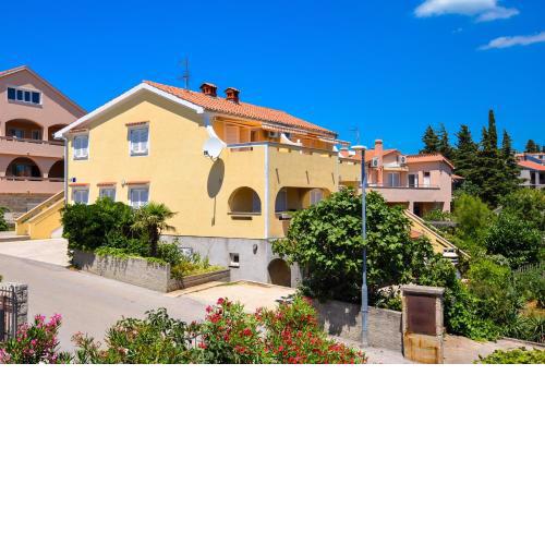Apartments with a parking space Kornic, Krk - 19463