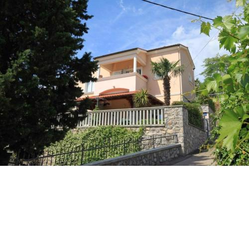 Apartments with a parking space Lovran, Opatija - 7782