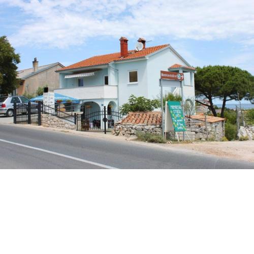 Apartments with a parking space Mali Losinj (Losinj) - 3042