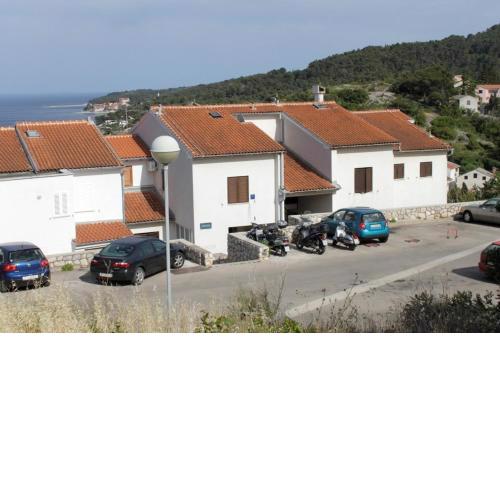 Apartments with a parking space Mali Losinj (Losinj) - 7998