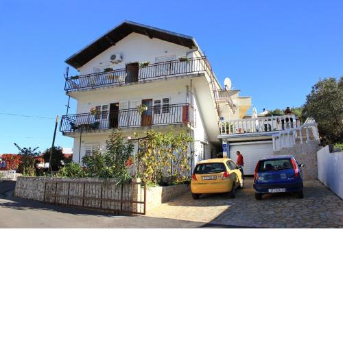 Apartments with a parking space Mastrinka, Ciovo - 9428