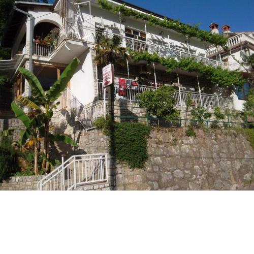 Apartments with a parking space Moscenicka Draga, Opatija - 16123