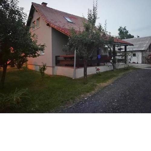 Apartments with a parking space Ostarski Stanovi, Plitvice - 16071