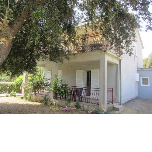 Apartments with a parking space Pakostane, Biograd - 18373