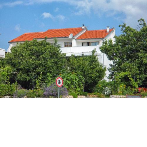 Apartments with a parking space Palit, Rab - 4971