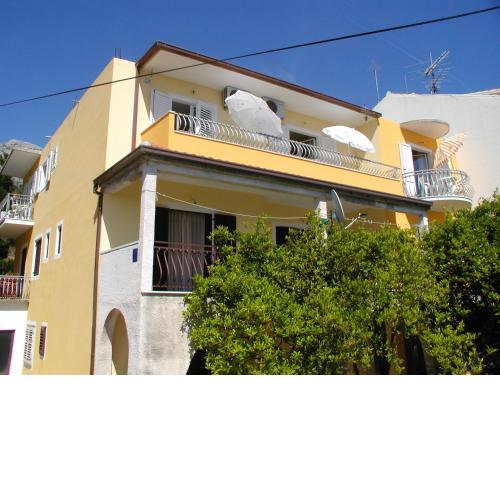 Apartments with a parking space Podgora, Makarska - 12306
