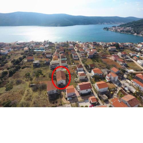 Apartments with a parking space Poljica, Trogir - 11454
