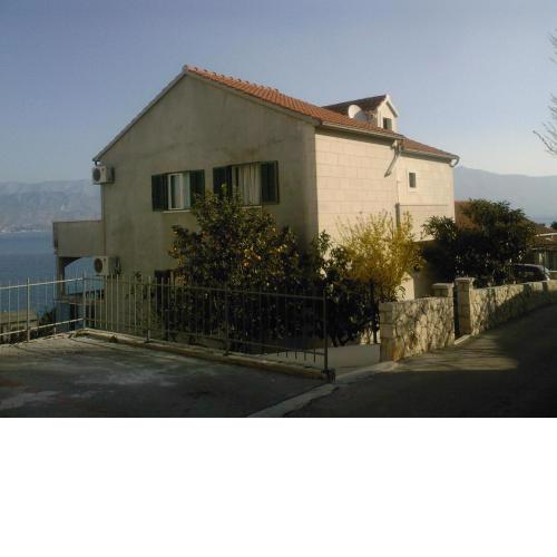 Apartments with a parking space Postira, Brac - 2911