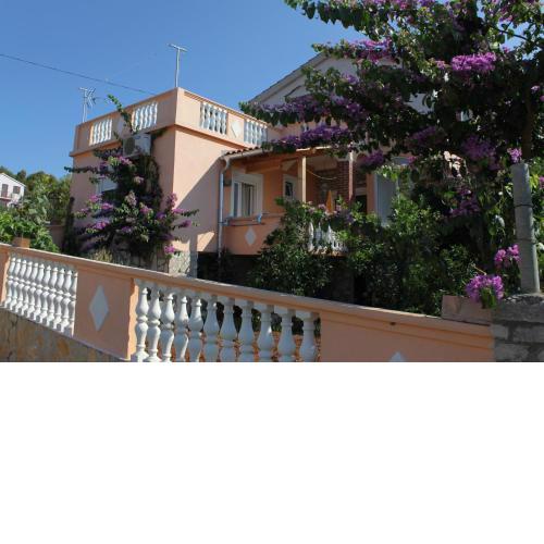 Apartments with a parking space Sali, Dugi otok - 8153