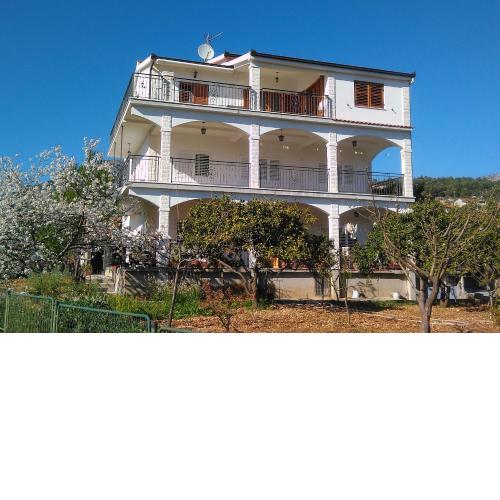 Apartments with a parking space Seget Vranjica, Trogir - 14212