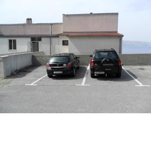 Apartments with a parking space Senj - 11605