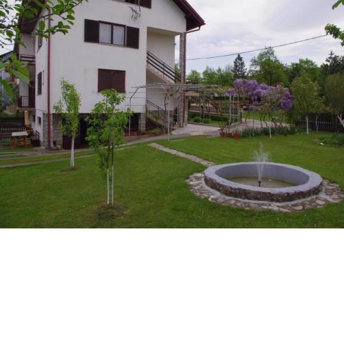 Apartments with a parking space Slunj, Plitvice - 17610