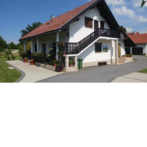 Apartments with a parking space Smoljanac, Plitvice - 14657