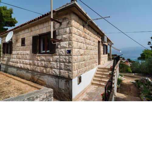 Apartments with a parking space Splitska, Brac - 2867
