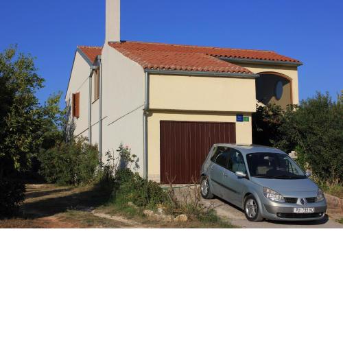 Apartments with a parking space Stinjan, Pula - 2279