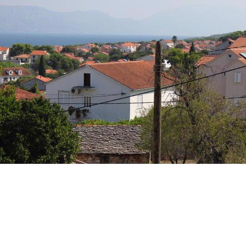 Apartments with a parking space Supetar, Brac - 6035
