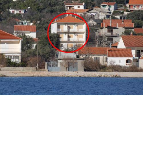 Apartments with a parking space Vinisce, Trogir - 1165
