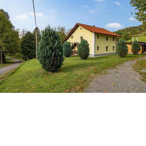 Apartments with a parking space Vrbovsko, Gorski kotar - 20268