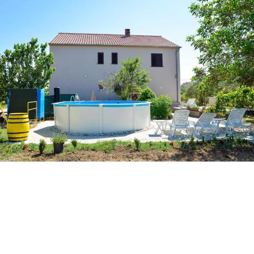 Apartments with a swimming pool Poljica, Zadar - 13838