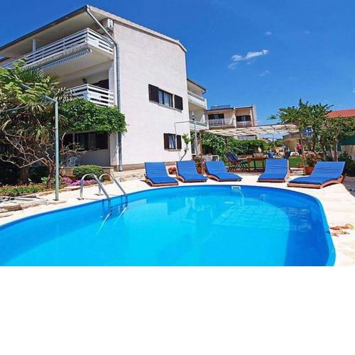 Apartments Zadro