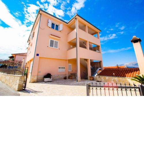 Apartments Zlatka