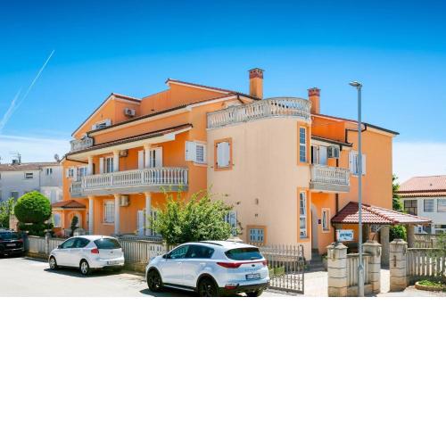 Appartement in Medulin mit Garten, Grill und Terrasse