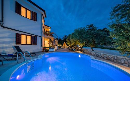 Appartement mit Meerblick, Sauna, Whirlpool, Pool, WLAN, Klima und BBQ-Bereich