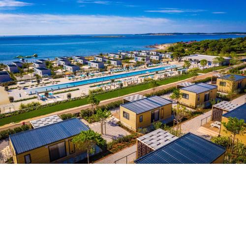 Arena Grand Kazela Camping Homes