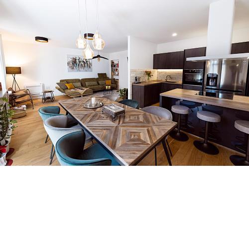 Aurelia Residence