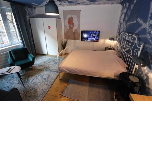 Ava apartment,speed Wi Fi,Netflix,between bus and train station