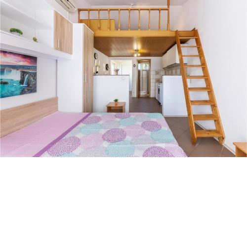 Awesome Apartment In Fazana With Wifi