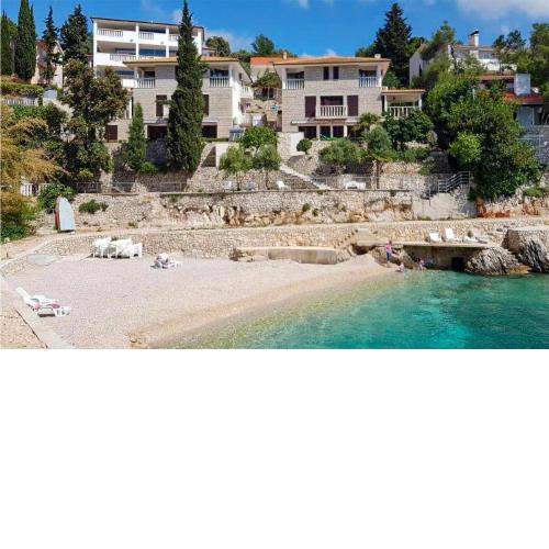 Awesome Apartment In Primosten With Wifi And 2 Bedrooms