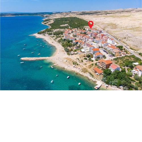 Awesome Apartment In Vidalici With Wifi