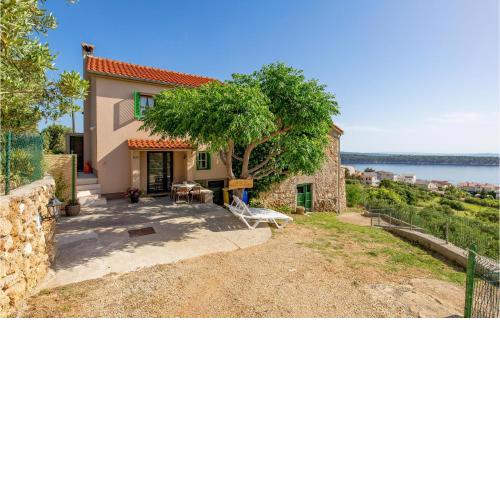 Awesome Home In Banjol With House Sea View
