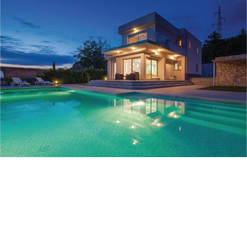 Awesome Home In Crikvenica With Wifi