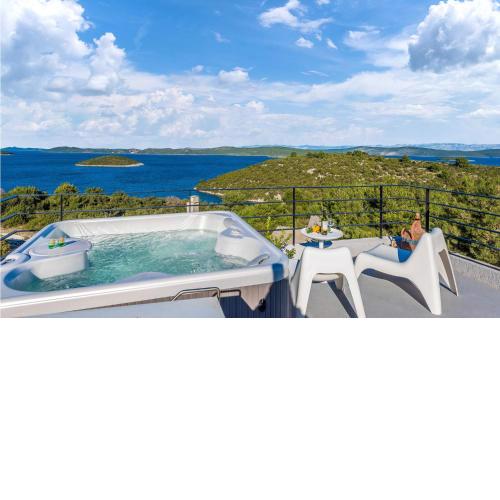 Awesome Home In Dragove With Wifi