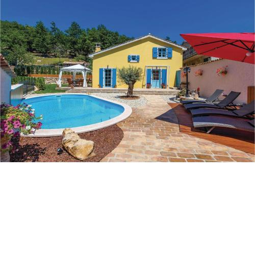 Awesome Home In Jurdani With Heated Swimming Pool