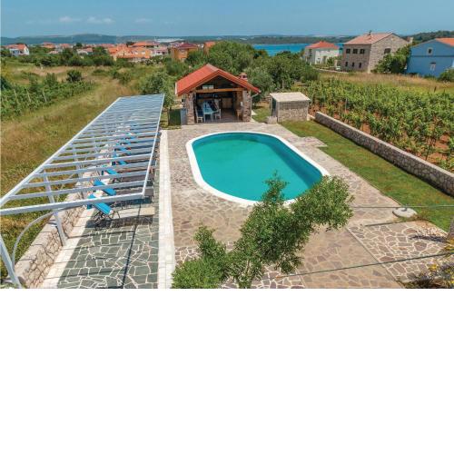 Awesome Home In Pasman With Wifi